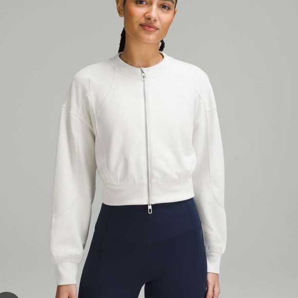 Lululemon Ribbed Softstreme Cropped Jacket bone zip up size 10 - Picture 1 of 8